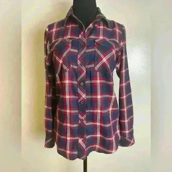 Duluth Trading Women's Crosscut Wicking Flannel Shirt: Soft and Sweat-Free - Picture 1 of 8